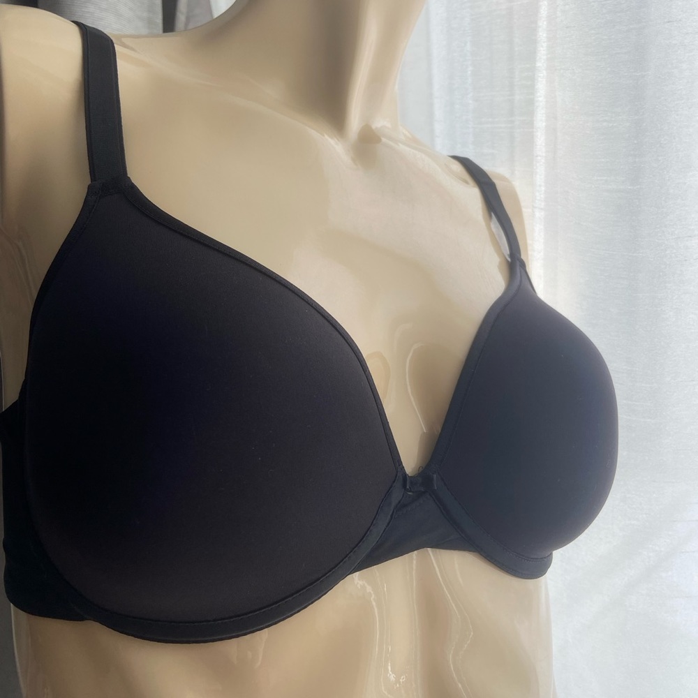 32F Chantelle black racerback convertible style bra 2196 modern invisible